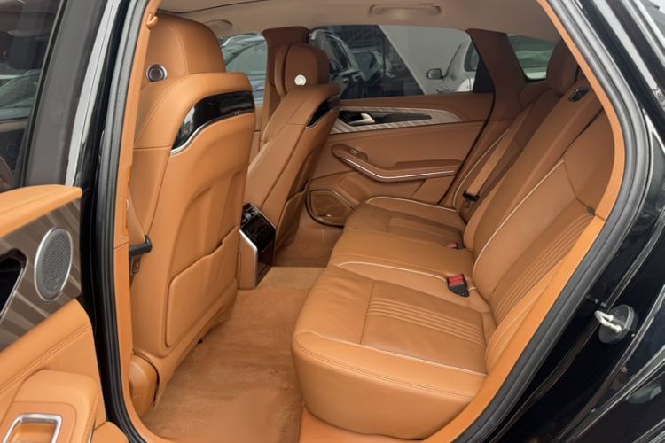 Used Hongqi H9 2025 Model Facelifted 2.0T Two-Wheel Drive Flag-Style Luxury Business Edition, 5 Seats Interior 6