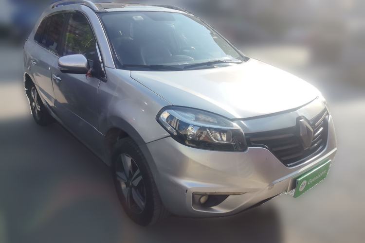 Used Renault Koleos 2013 2.5L Two-Wheel Drive Comfort Edition Front Right 45 Deg