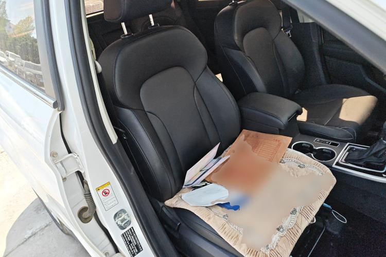 Used Haval H2 2017 Red-Label 1.5T Automatic Two-Wheel Drive Luxury Model
