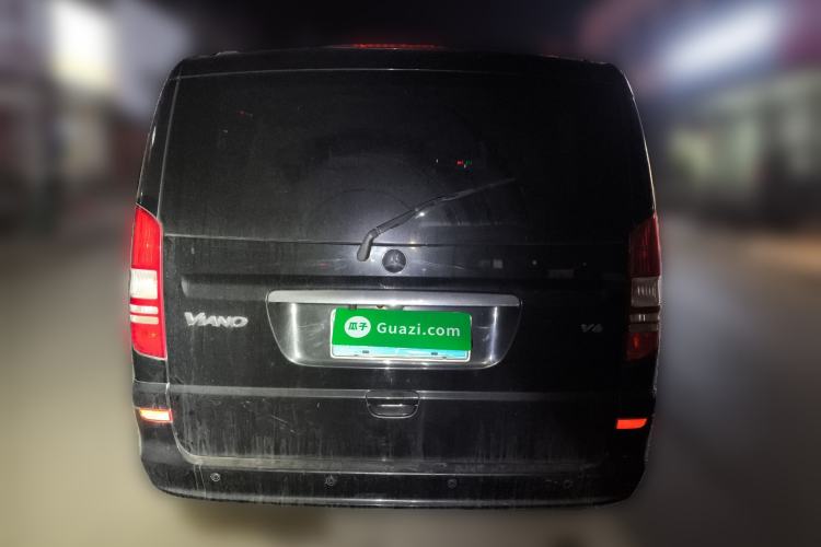 Used Mercedes-Benz Viano 2011 2.5L Navigator Edition
