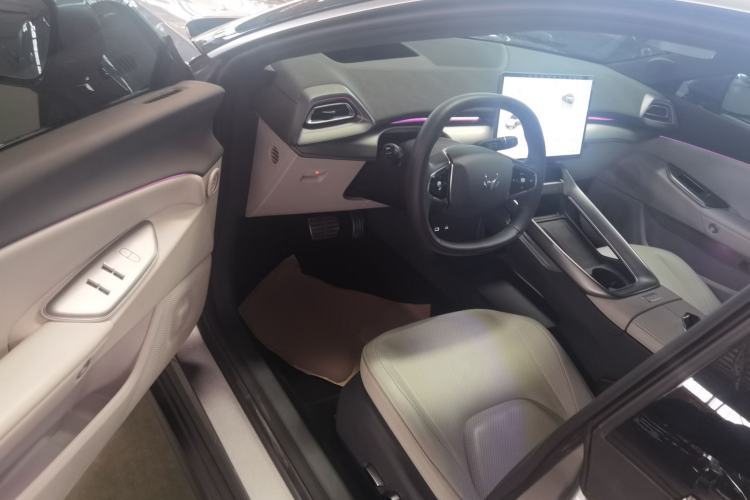 Used ARCFOX Alpha S5 2024 560MAX 185kW
