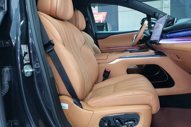 Used Hyptec HL 2025 700 Ultra Six-Seater All-Wheel-Drive LiDAR Version