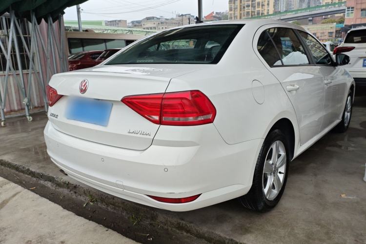 Used Volkswagen Lavida 2017 1.6L Manual Fashion Edition