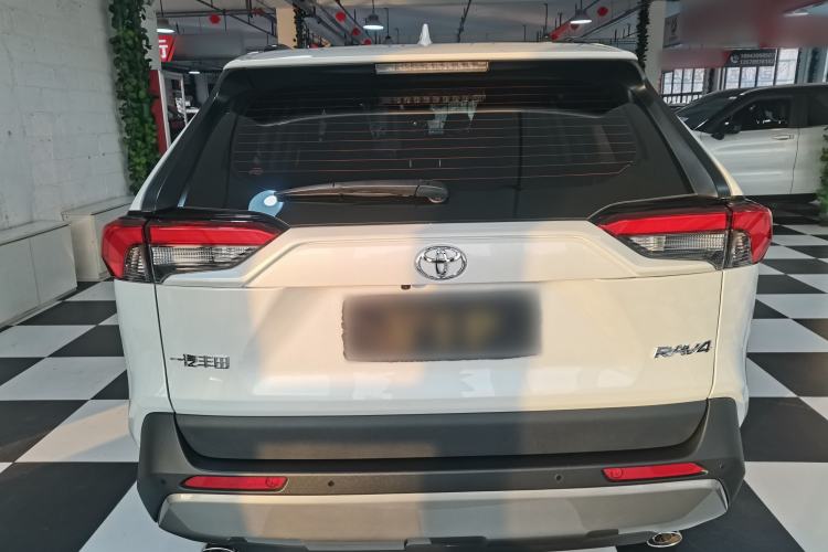 Used Toyota RAV4 2023 2.0L CVT Two-Wheel Drive Fashion Plus Edition