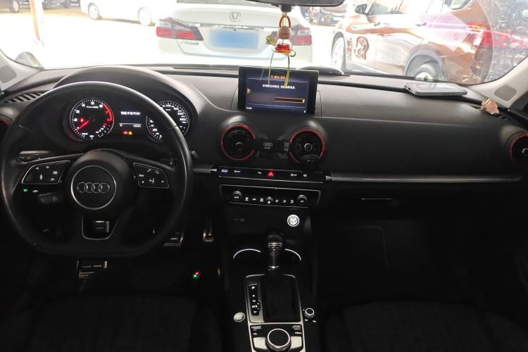 Used Audi A3 2020 Sportback 35 TFSI Sporty Model China VI