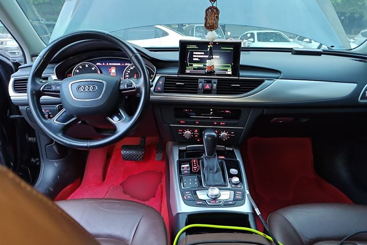 Used Audi A6L 2018 30th Anniversary Edition TFSI Trendy Model Center Console