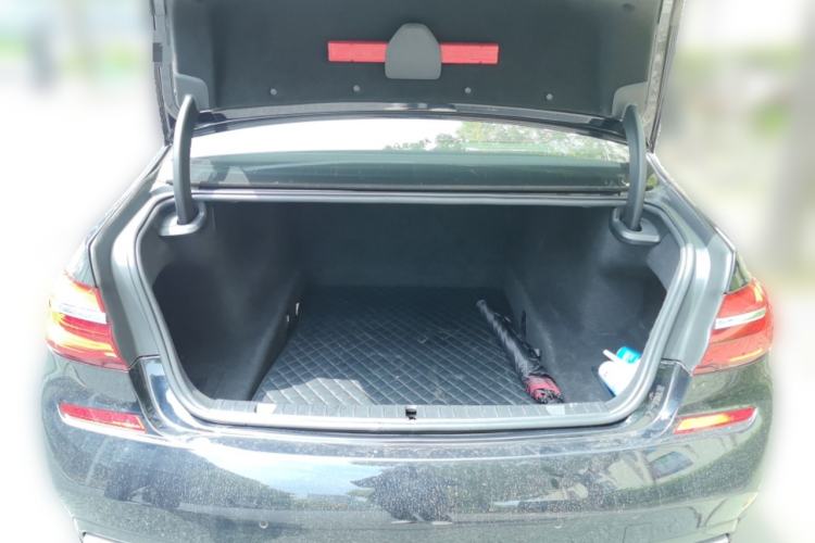 Used BMW 7 Series 2018 730Li Luxury Edition M Sport Package Trunk