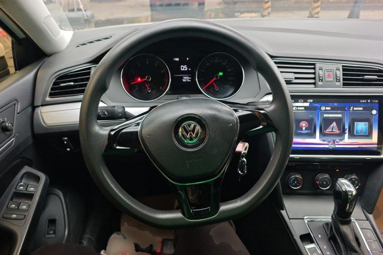 Used Volkswagen Lamando 2018 230TSI DSG Fashion Edition