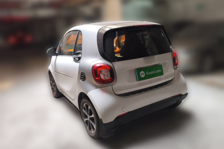 Used smart fortwo 2015 1.0L 52 kW Hardtop Passion Edition Rear Left 45 Deg