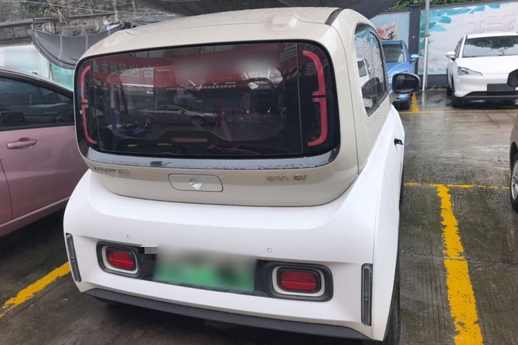 Used Baojun KiWi EV 2021 Artist Model Lithium Iron Phosphate