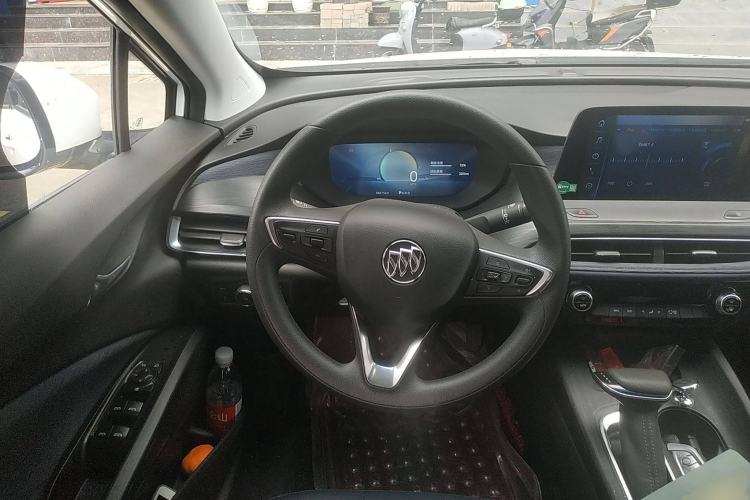 Used Buick Velite 6 2023 Revised Version 430 km Range – Commuter Edition Steering Wheel