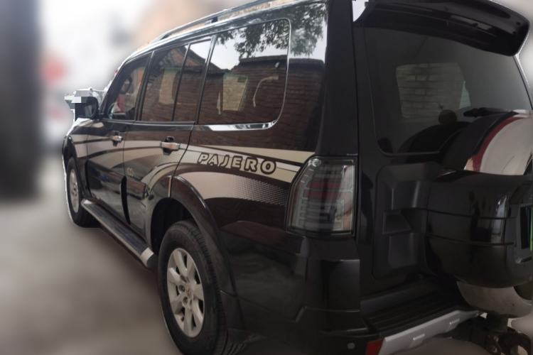 Used Mitsubishi Pajero 2012 3.0L Elite Upgrade Edition
