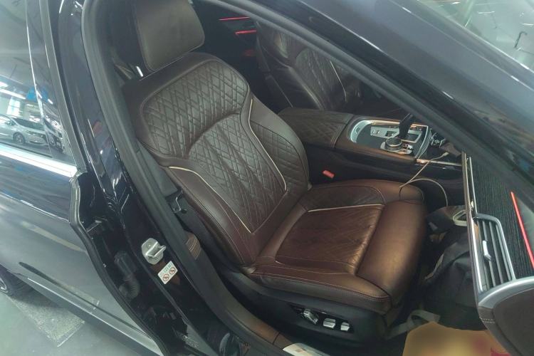 Used BMW 7 Series 2019 Restyled 740Li Leading Edition M Sport Package
