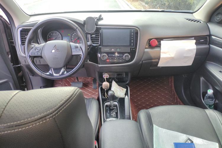 Used Mitsubishi Outlander 2017 2.0L Two-Wheel Drive Glory Edition 5 Seats