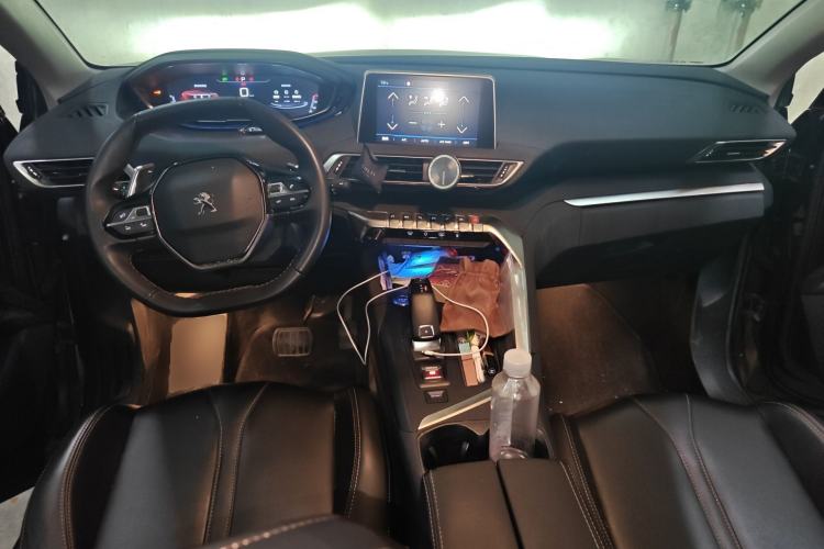 Used Peugeot 4008 2019 350THP First Edition Center Console