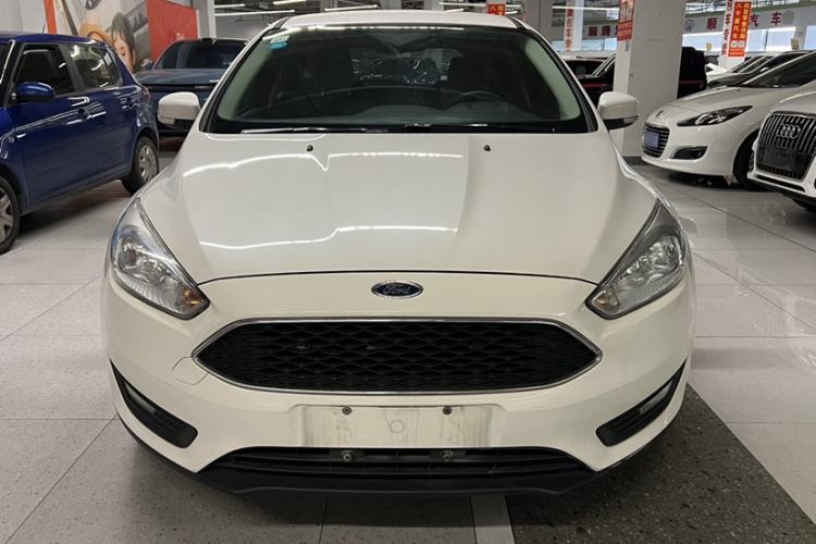 Used Ford Focus 2017 Hatchback 1.6L Automatic Comfort Plus SmartDrive Edition Exterior 1