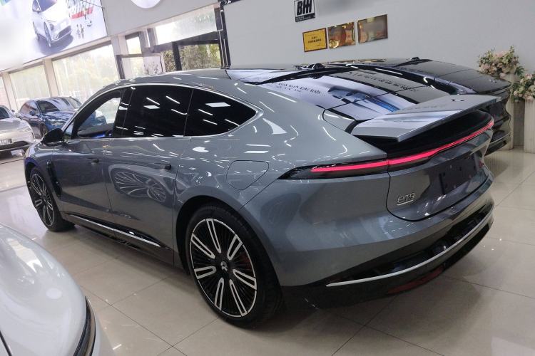 Used Nio ET9 2025 100kWh Signature Edition