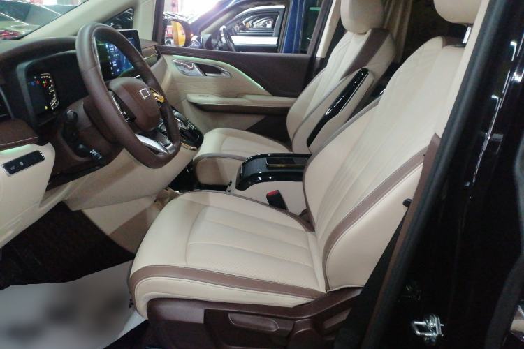 Used Bestune M9 2023 2.0T Ultimate Edition