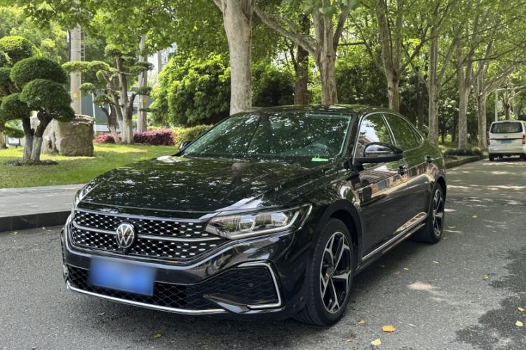 Used Volkswagen Passat 2023 Restyled 330TSI Starry Luxury Edition