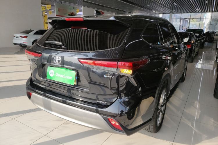 Used Toyota Highlander 2024 2.5L Smart Electric Hybrid Dual-Engine Four-Wheel Drive Prestige Version – 7 Seats