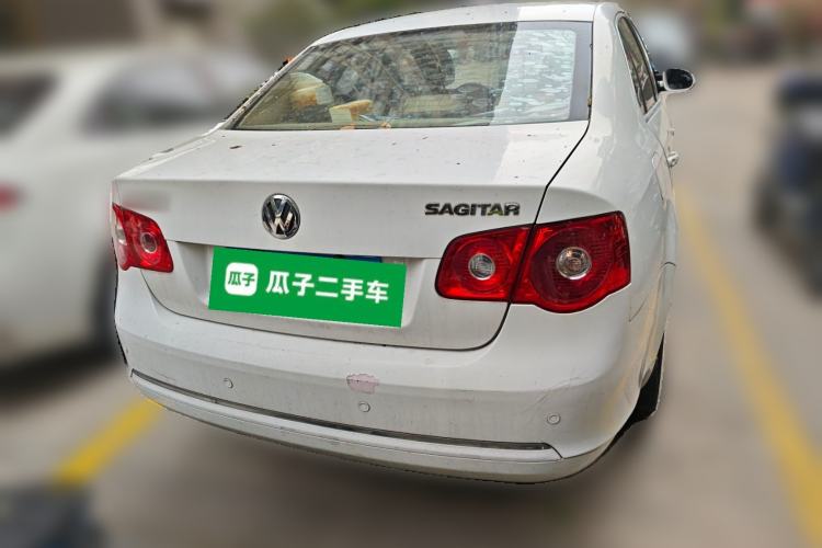 Used Volkswagen Sagitar 2011 1.6L Automatic Fashion Edition
