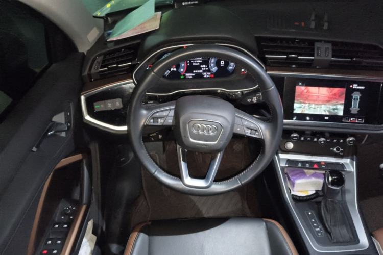 Used Audi Q3 2019 35 TFSI Fashionable and Elegant Model
