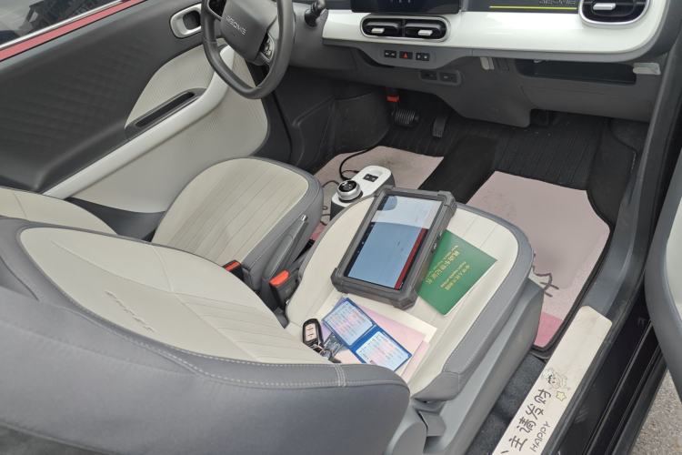 Used Geely Galaxy Panda 2025 210km Panda Kart Right Front Seat