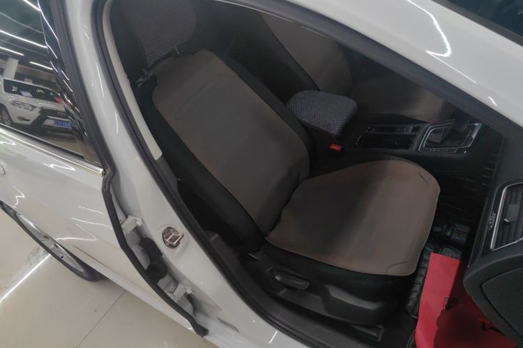 Used Volkswagen Golf 2017 230TSI Automatic Comfort Edition – Celebrating Milestone of One Million Units