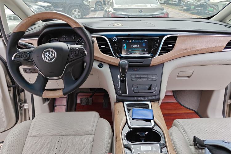 Used Buick GL8 2018 ES 28T Luxury Model China VI Standard
