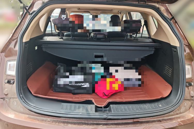 Used Baojun 560 2015 1.8L manual luxury version
