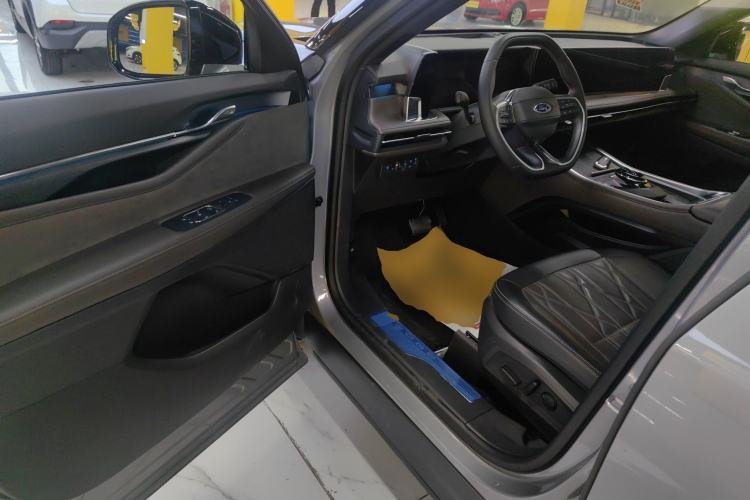 Used Ford Edge 2025 Ford Explorer L 2.0T EcoBoost E-Hybrid Four-Wheel-Drive 7-Seater Supreme Model Driver Seat