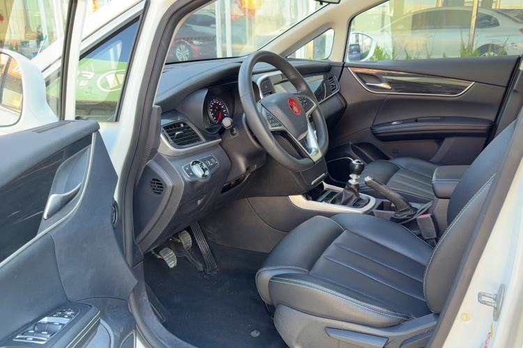 Used BYD Song MAX 2017 1.5T Manual Smart Connect Luxury 7-Seater