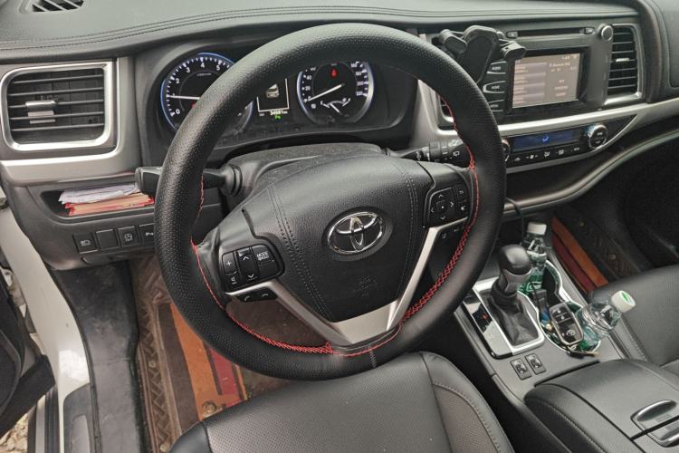 Used Toyota Highlander 2018 2.0T Four-Wheel Drive Luxury Edition 7 Seats China V Emission Standard