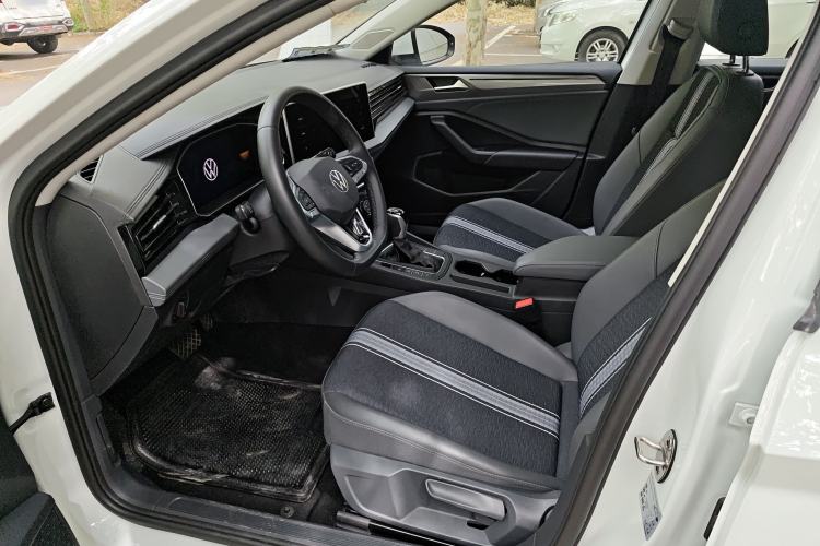 Used Volkswagen Sagitar 2024 200TSI DSG Flyover Edition Left Front Seat