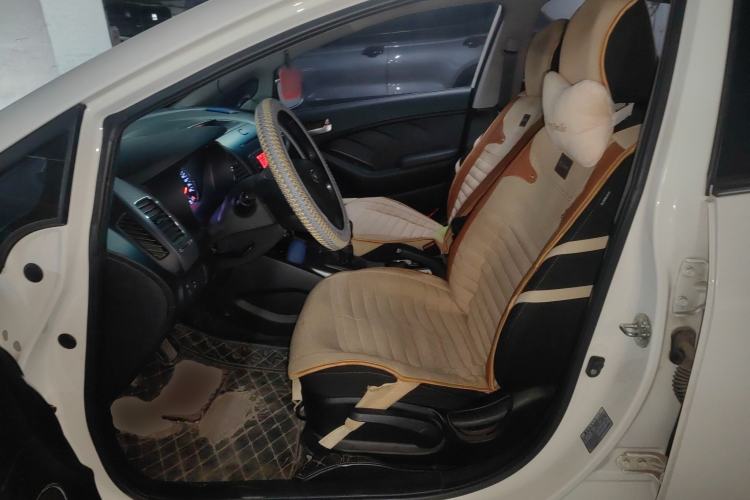 Used Kia K3 2016 1.6L Manual GLS Left Front Seat