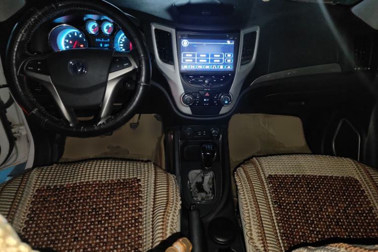 Used Changan CS35 2014 1.6L Manual Luxury Model China IV Standard
