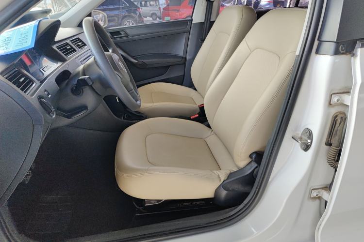 Used Volkswagen Santana 2015 1.6L Automatic Fashion Edition
