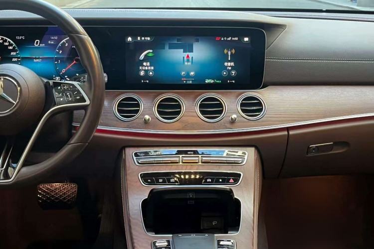 Used Mercedes-Benz E-Class 2023 Updated E 300 L Fashion Edition
