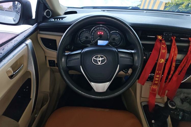 Used Toyota Corolla 2014 1.6L Manual GL Steering Wheel