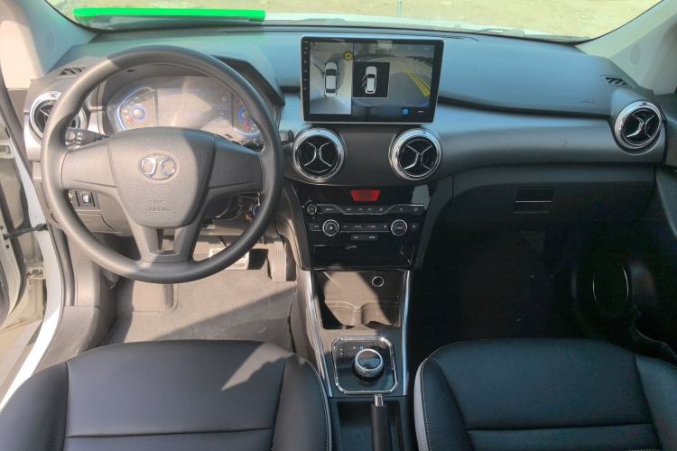 Used BAIC New Energy EC5 2019 New Air Edition Center Console