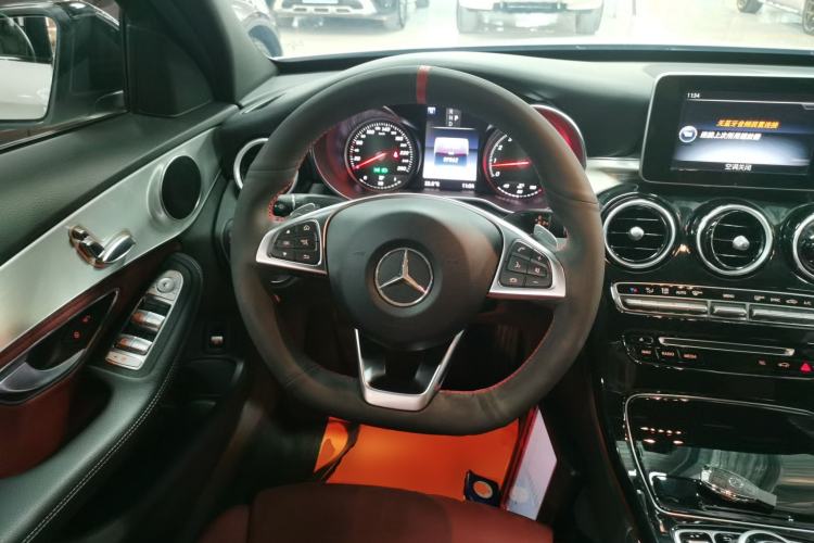Used Mercedes-Benz C-Class 2017 Restyled C 200 Sport Edition Steering Wheel
