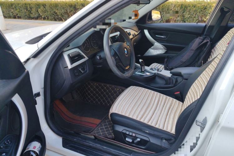 Used BMW 3 Series 2016 320i Fashion Model
