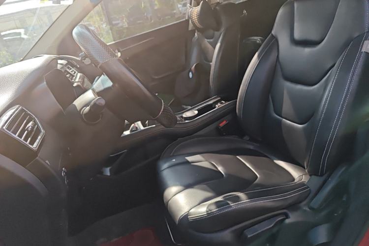 Used Dongfeng Fengon 580 2016 1.5T Manual Luxury Edition
