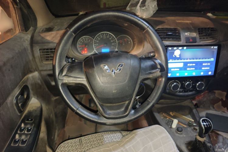 Used Wuling Hongguang 2016 1.5L Restyled S Comfort Version