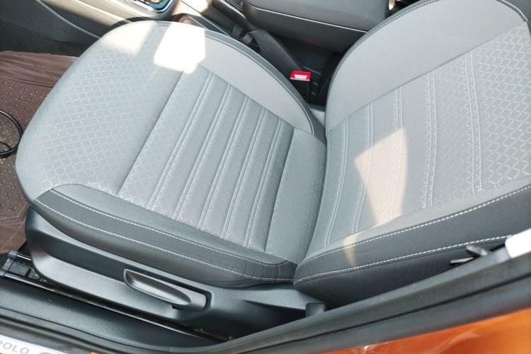 Used Volkswagen Polo 2014 1.6L Cross Polo Automatic
