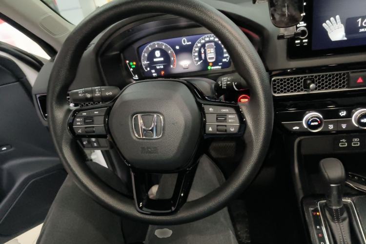 Used Honda Civic 2023 240TURBO CVT Dynamic · Center Stage Special Edition
