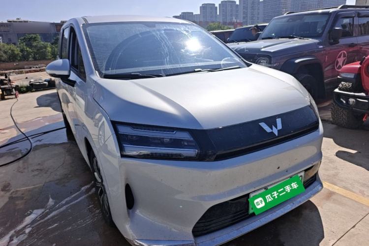 Used Wuling Starlight 730 2025 Model Pure Electric 500km Luxury Edition