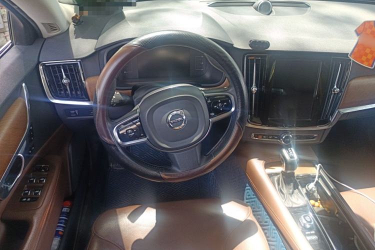 Used Volvo S90 2020 T5 Zhiyi Luxury Edition Steering Wheel