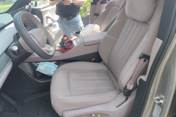 Used ONVO L60 2025 Model—60 kWh Rear-Wheel-Drive Version
