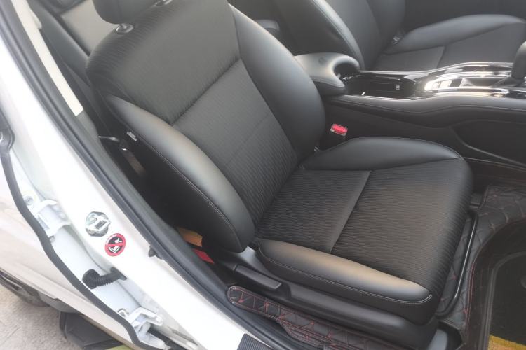 Used Honda Vezel 2020 1.5L CVT Pioneer Edition
